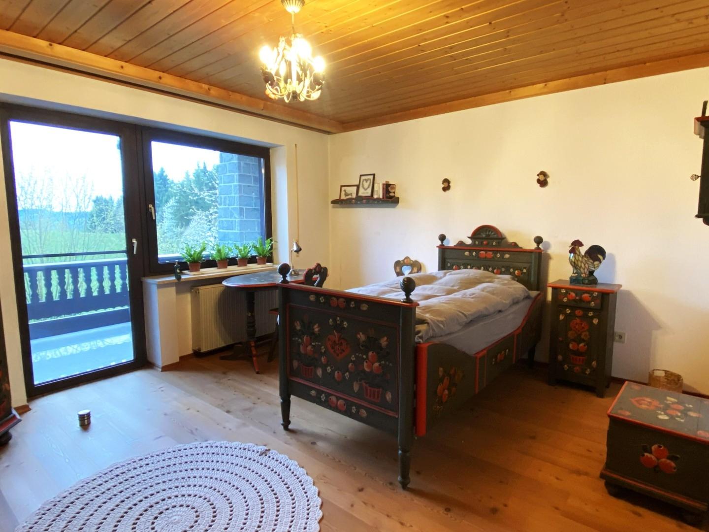 OG Schlafzimmer 1