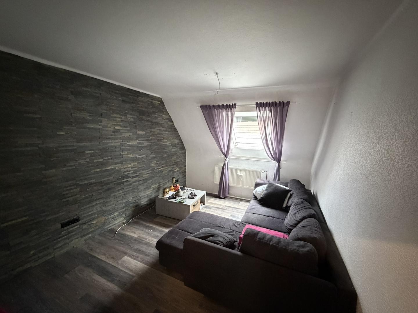 Zimmer 2 OG