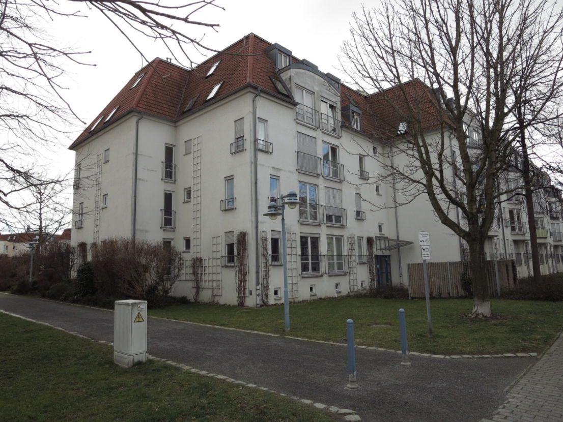 haus-vermietetes-appartement-im-wohnpark-solitude-in-dresden-laubegast-img-0