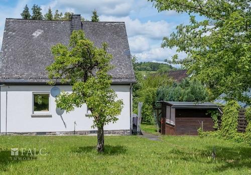 Hausrückseite 
