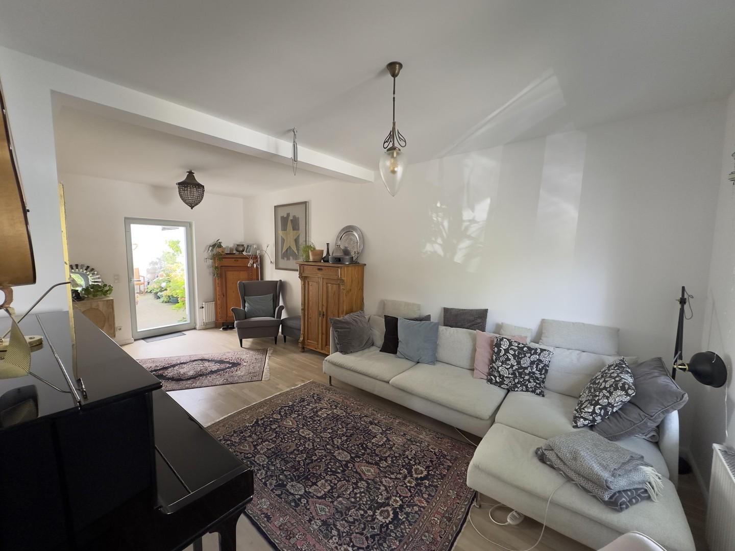 Wohnzimmer  Vorderhaus