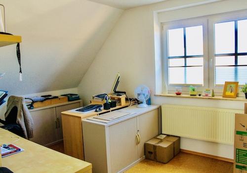 Büro oder Küche im OG