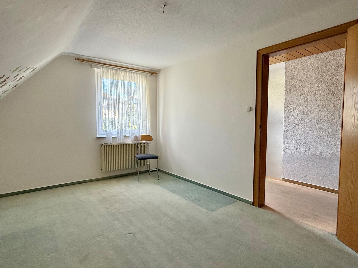 Schlafzimmer 1 DG