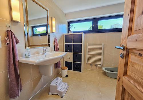 Badezimmer im DG