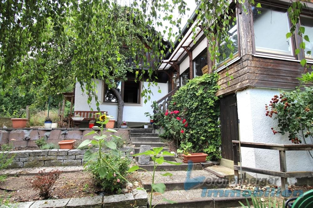 Haus mit Garten.jpg