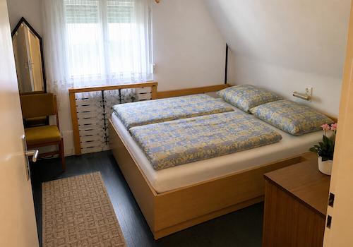 Schlafzimmer im OG