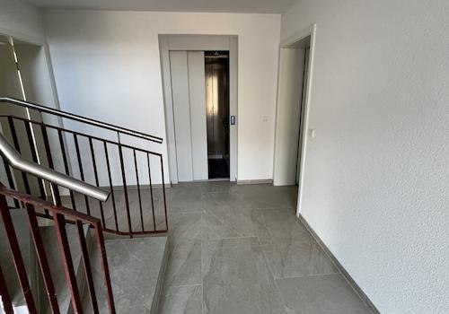 moderner Fahrstuhl