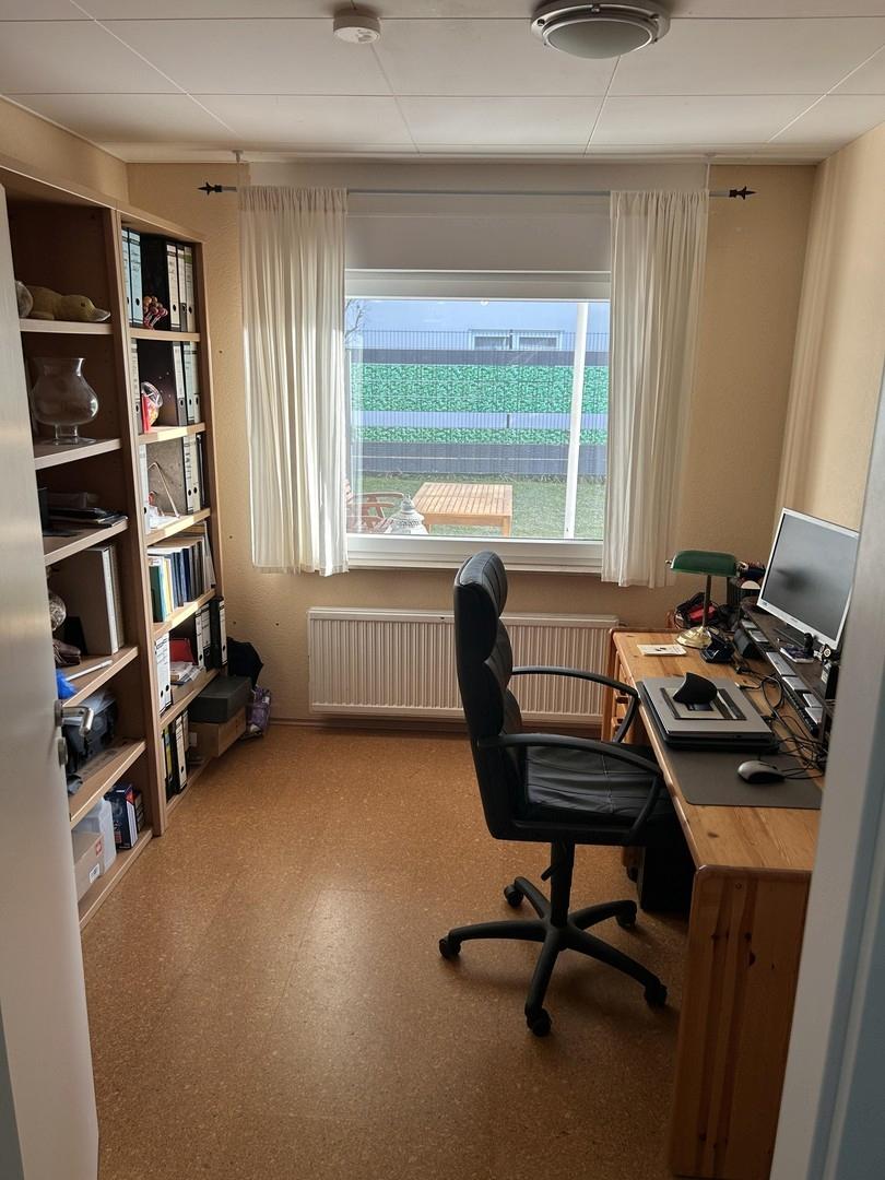 Arbeitszimmer o. Kinderzim. 2