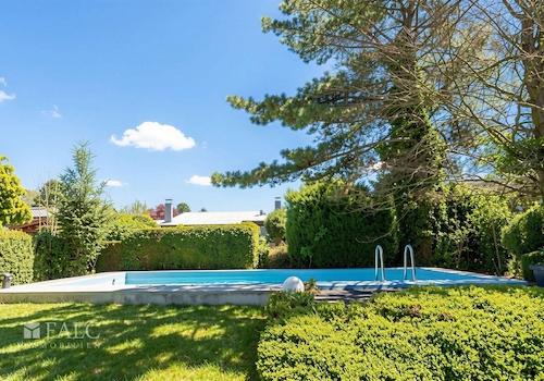 Blick zum Pool