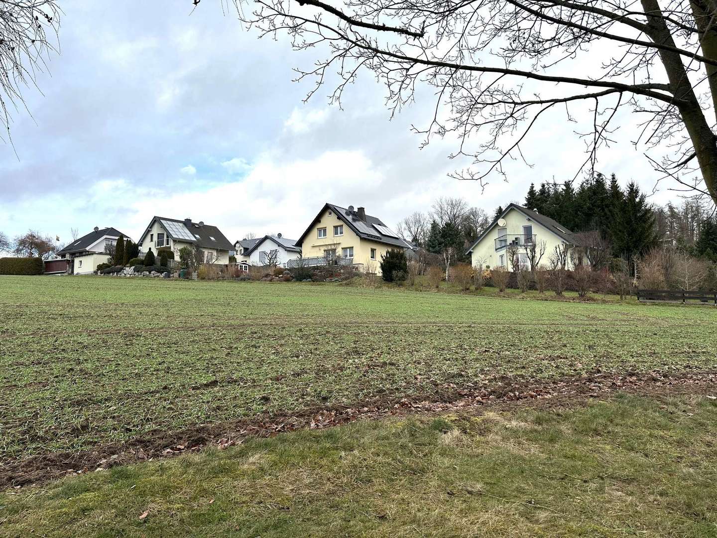 3505 A - Grundstücksansicht von Süden
