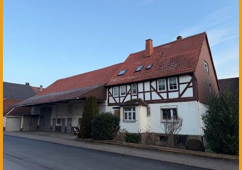 Straßenansicht