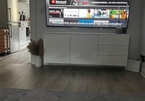 Wohnzimmer mit Blick in die Kü