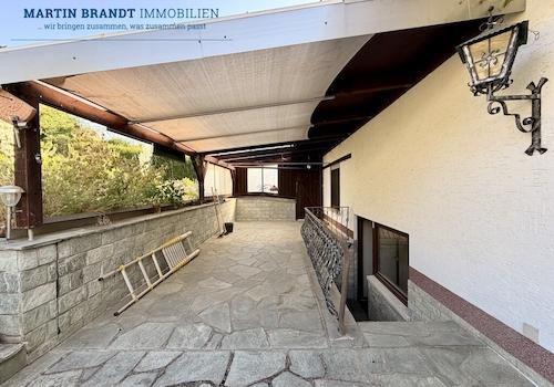 die überdachte Terrasse