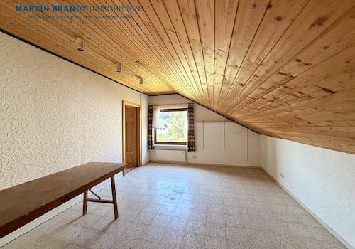 Schlafzimmer 4 DG