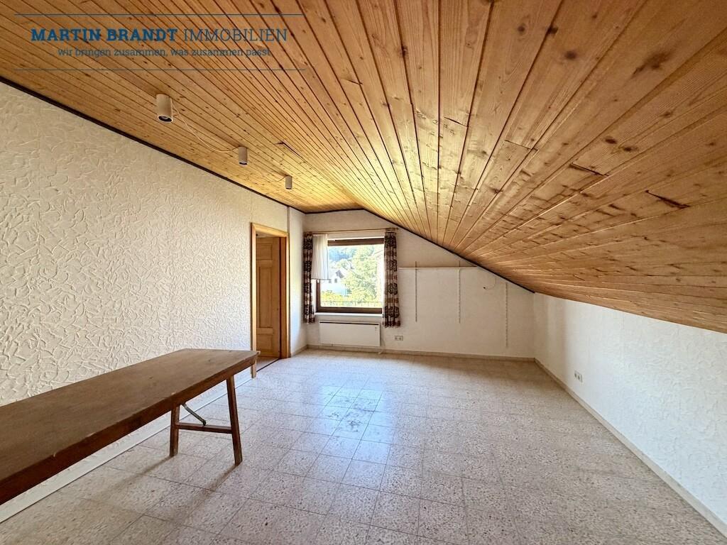 Schlafzimmer 4 DG