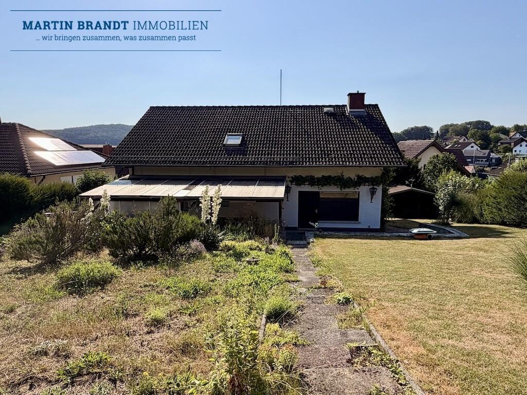 Totalansicht von der Gartenseite des Hauses