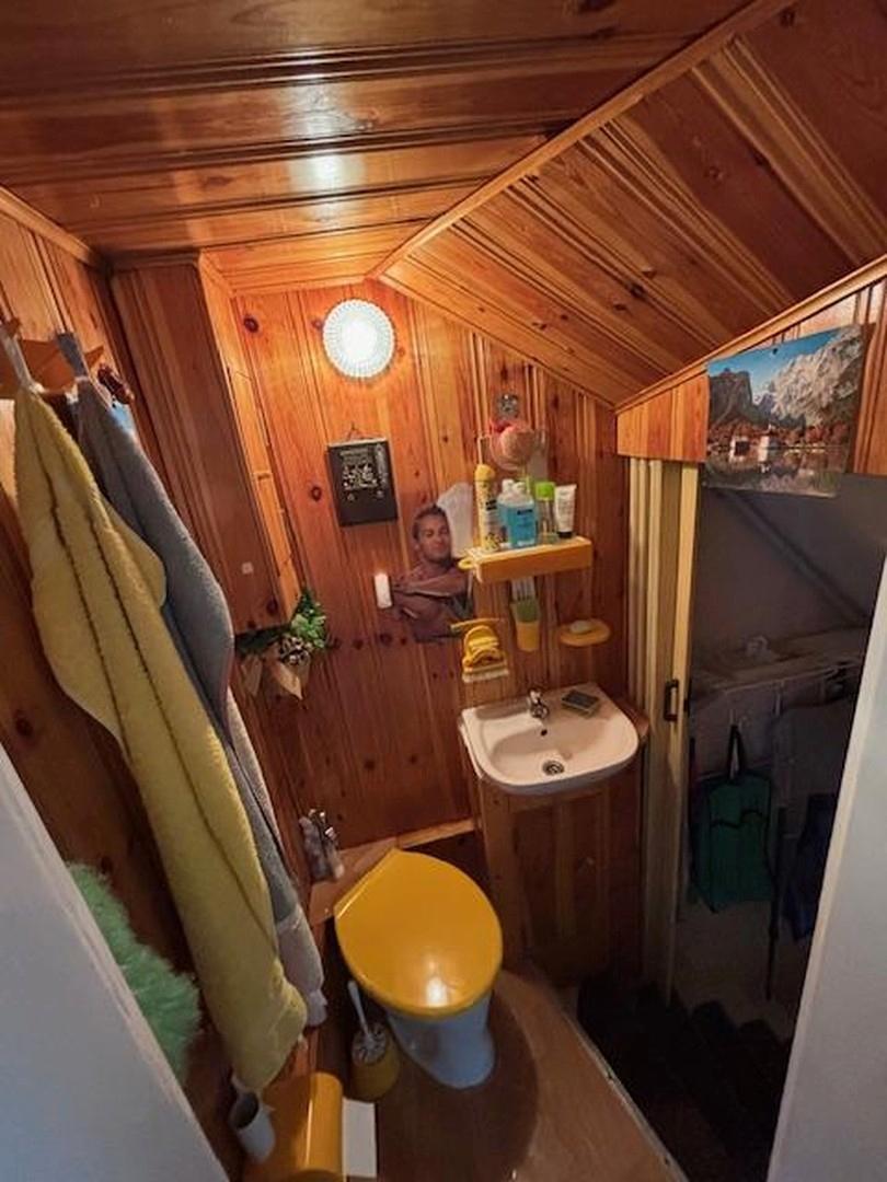 Kellerabgang mit WC