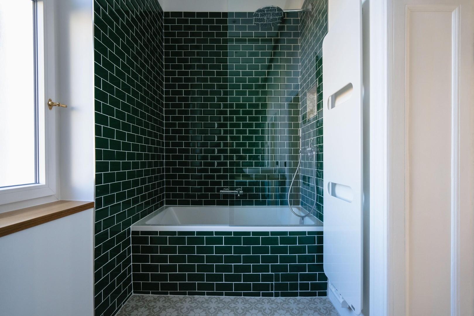 Regendusche + Badewanne