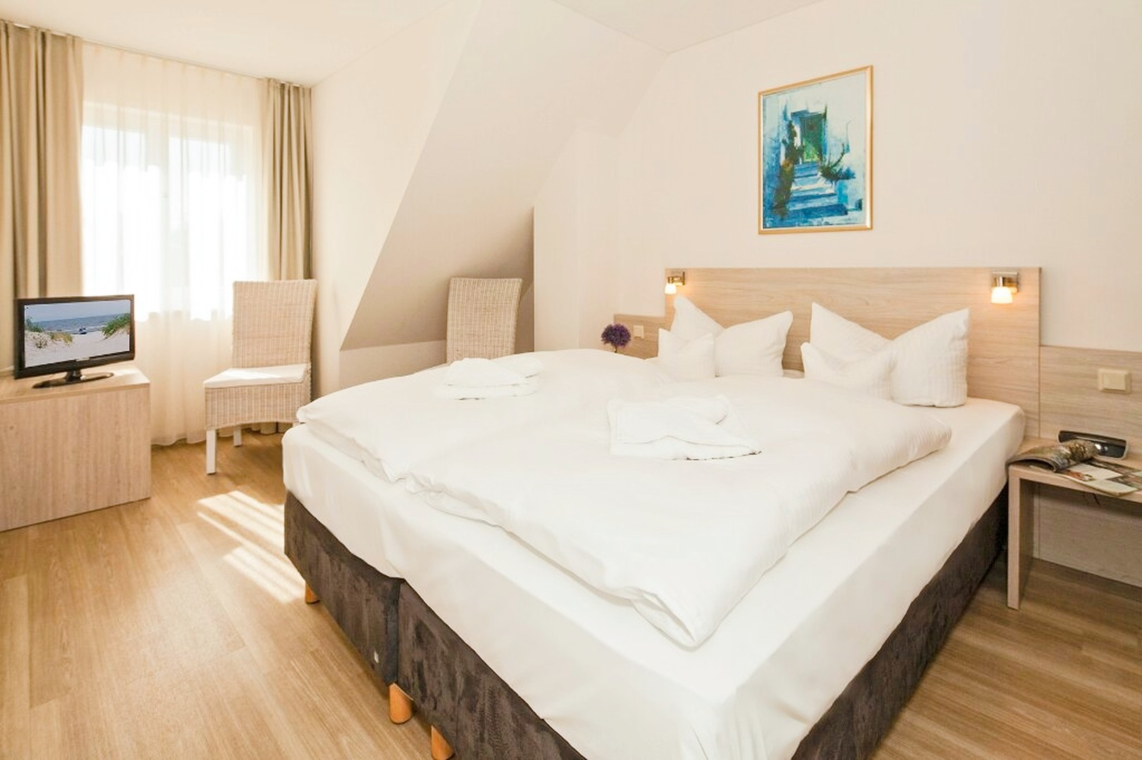 Schlafzimmer 1