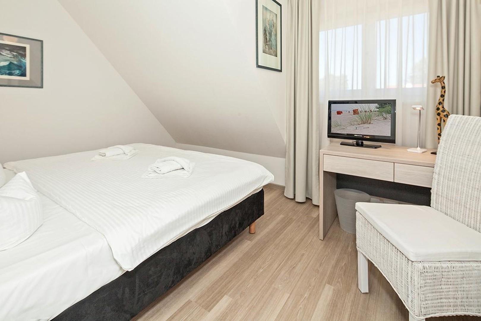 Schlafzimmer 2