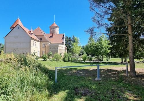 Schloss Stolpe, Parkplatz