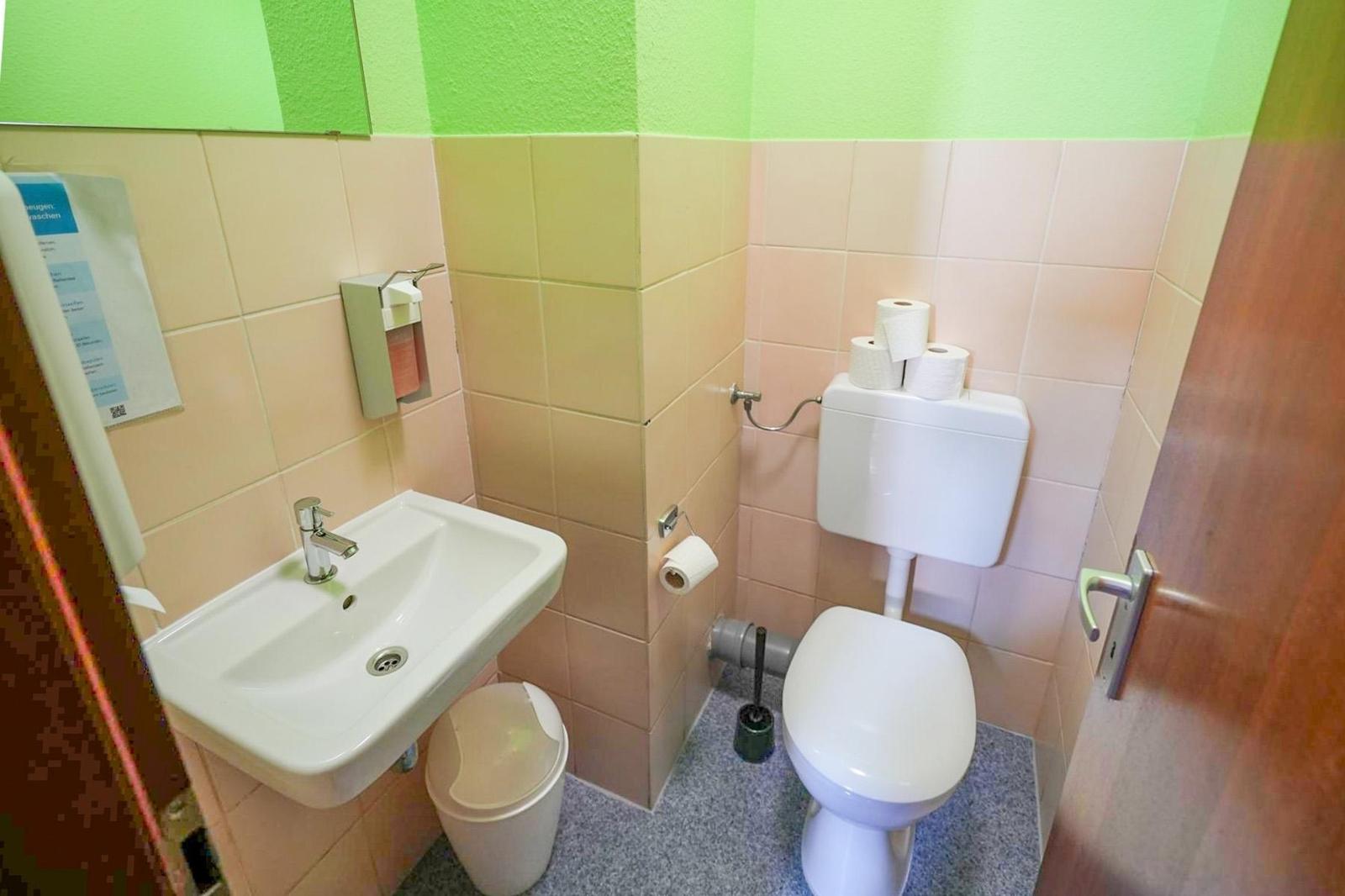 WC BP