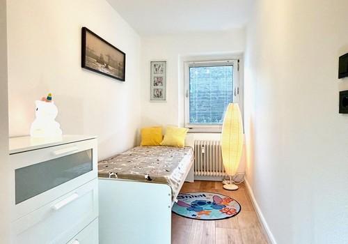 Kinder-, Arbeits-, Esszimmer