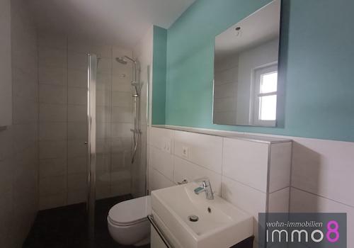 WC und Dusche im Erdgeschoss