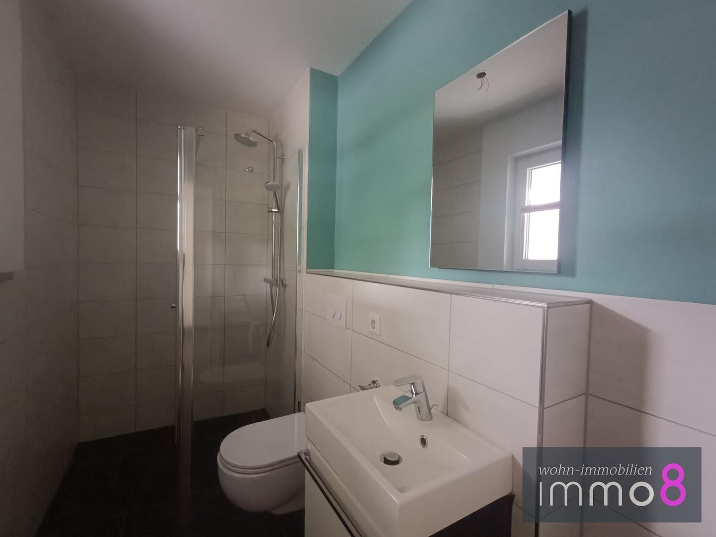 WC und Dusche im Erdgeschoss