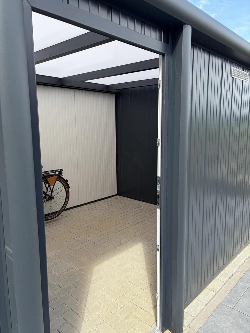 großer Fahrradabstellraum 