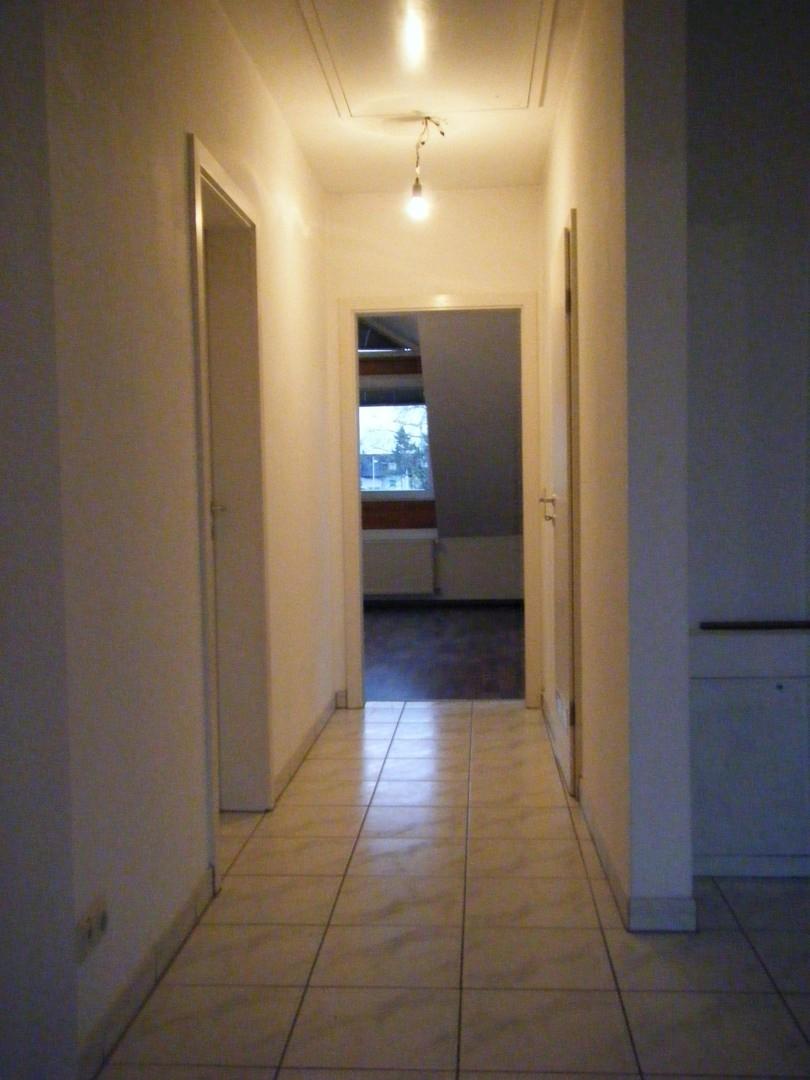 Flur (Blick aus Schlafzimmer)