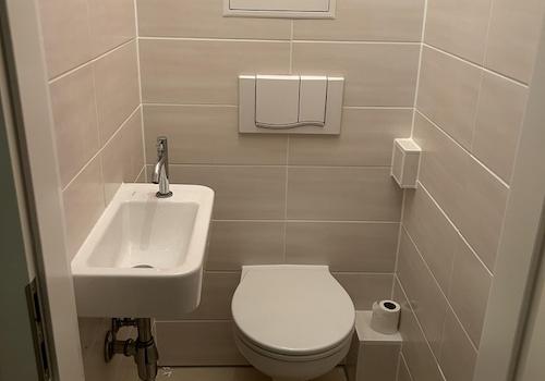 separate Toilette