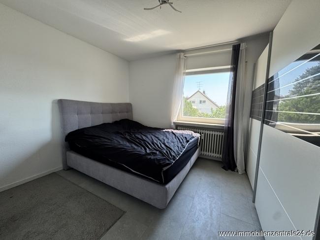 Schlafzimmer DG rechts