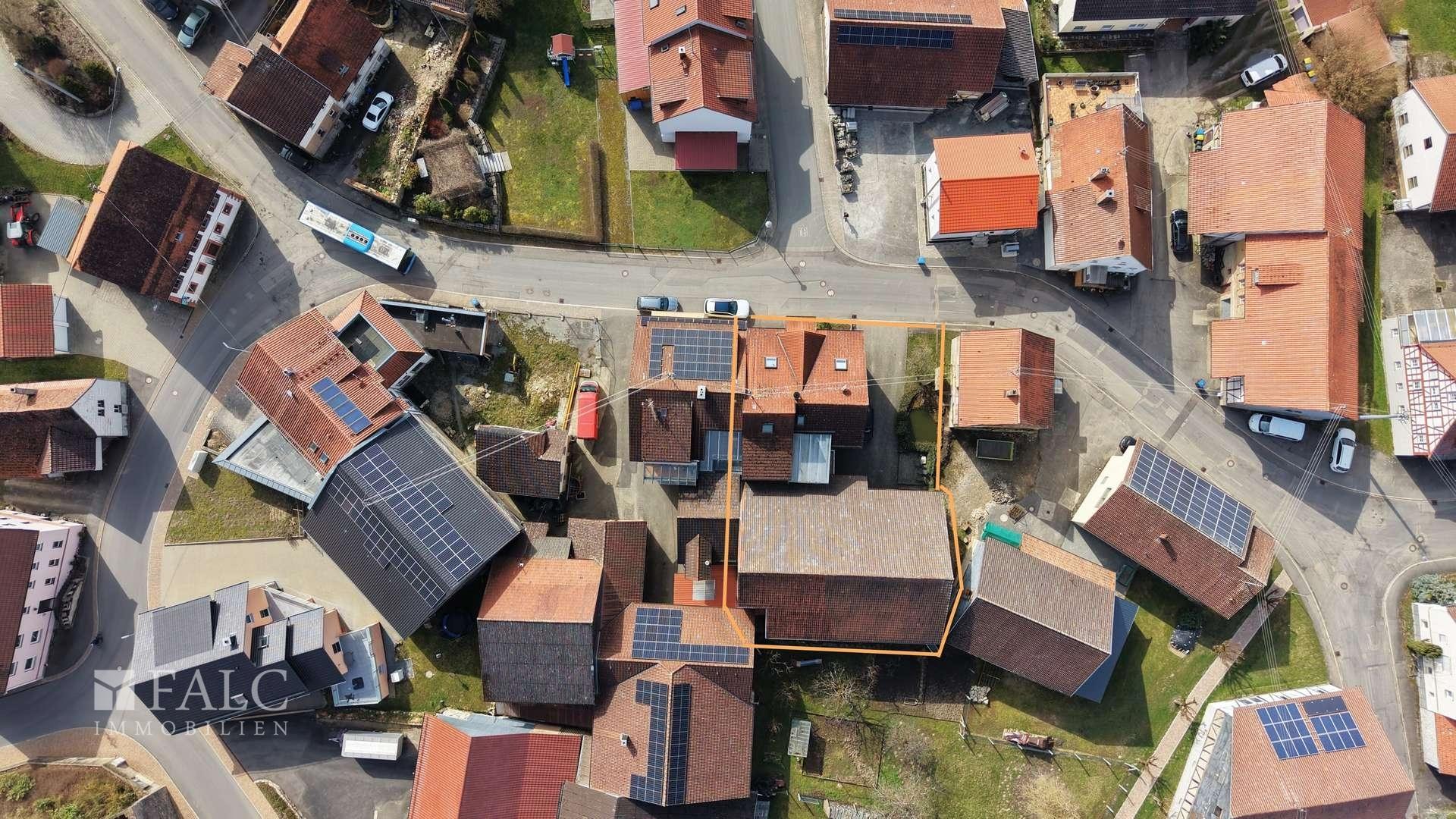 Das gesamte Grundstück