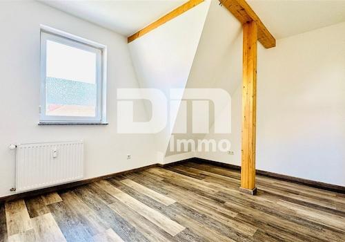Haupthaus links DG Maisonette Schlafzimmer
