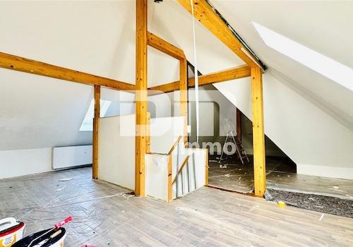 Haupthaus links DG Maisonette / 2. Ebene