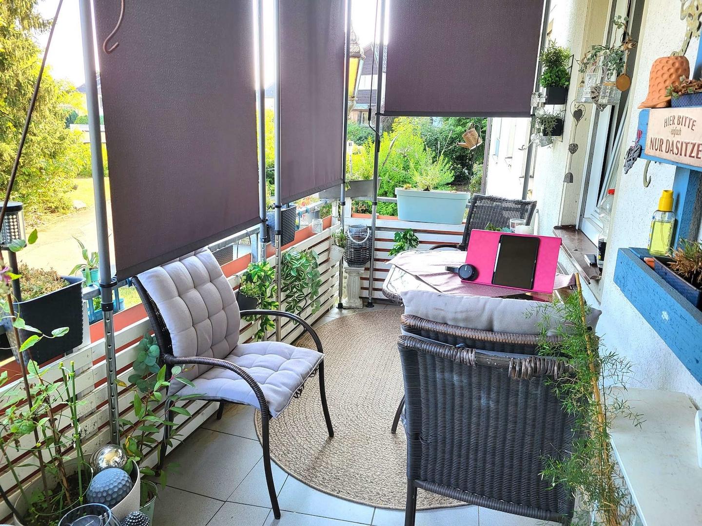 1133 E - Balkon EG links
