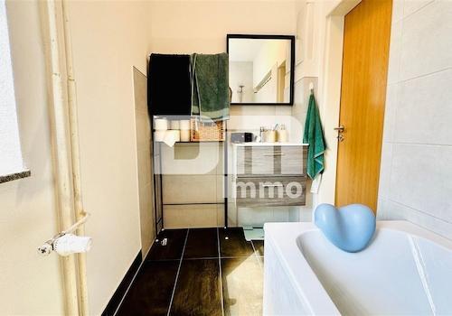 Haupthaus links EG WE Badezimmer Wanne