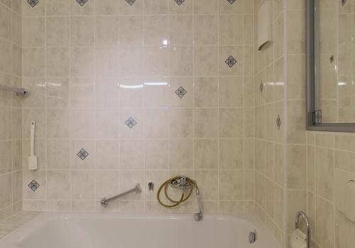 Wanne im Bad