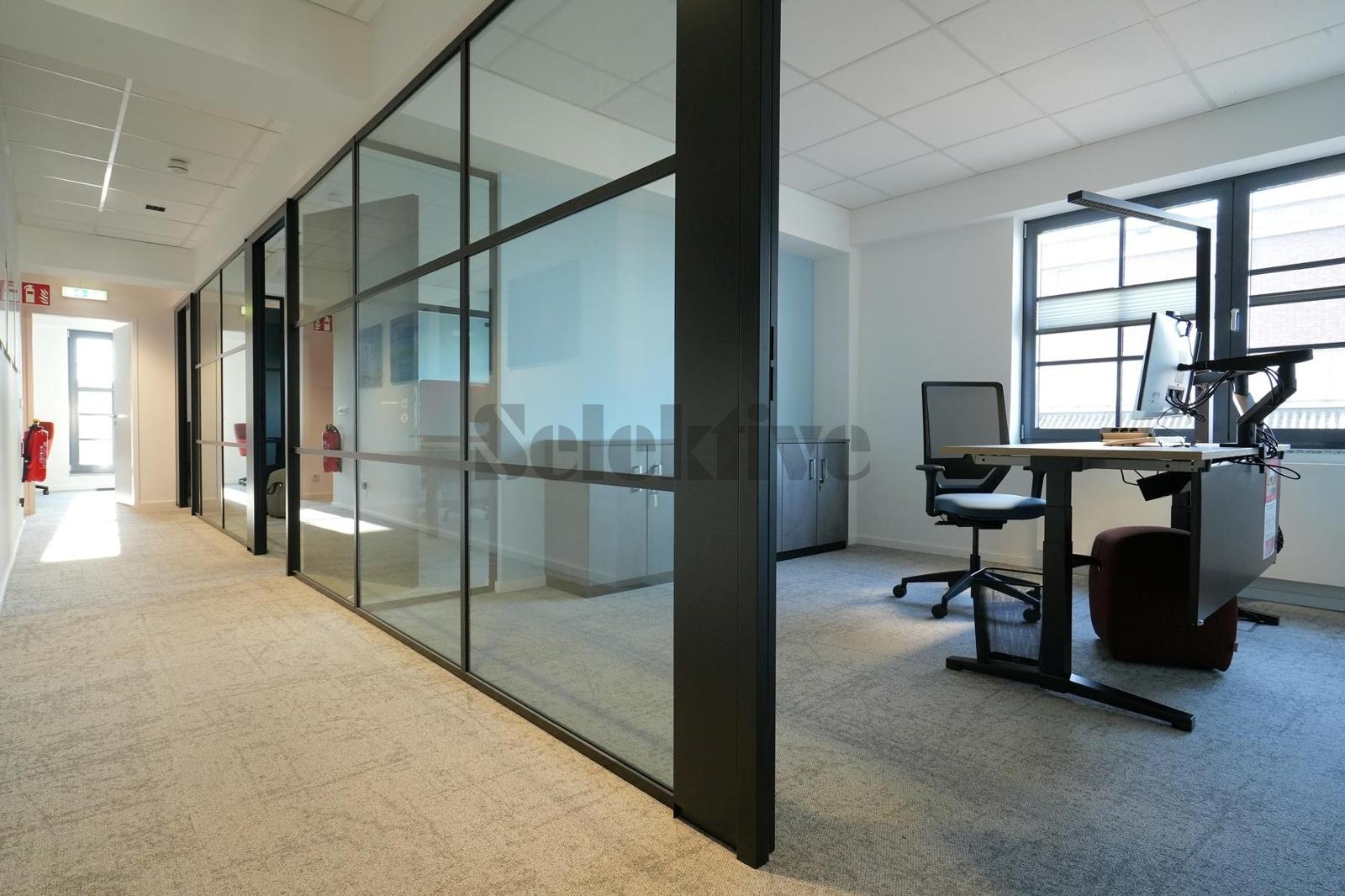 Büro und Flur