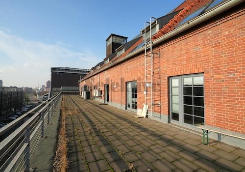 Terrasse Süd-Ost-Seite