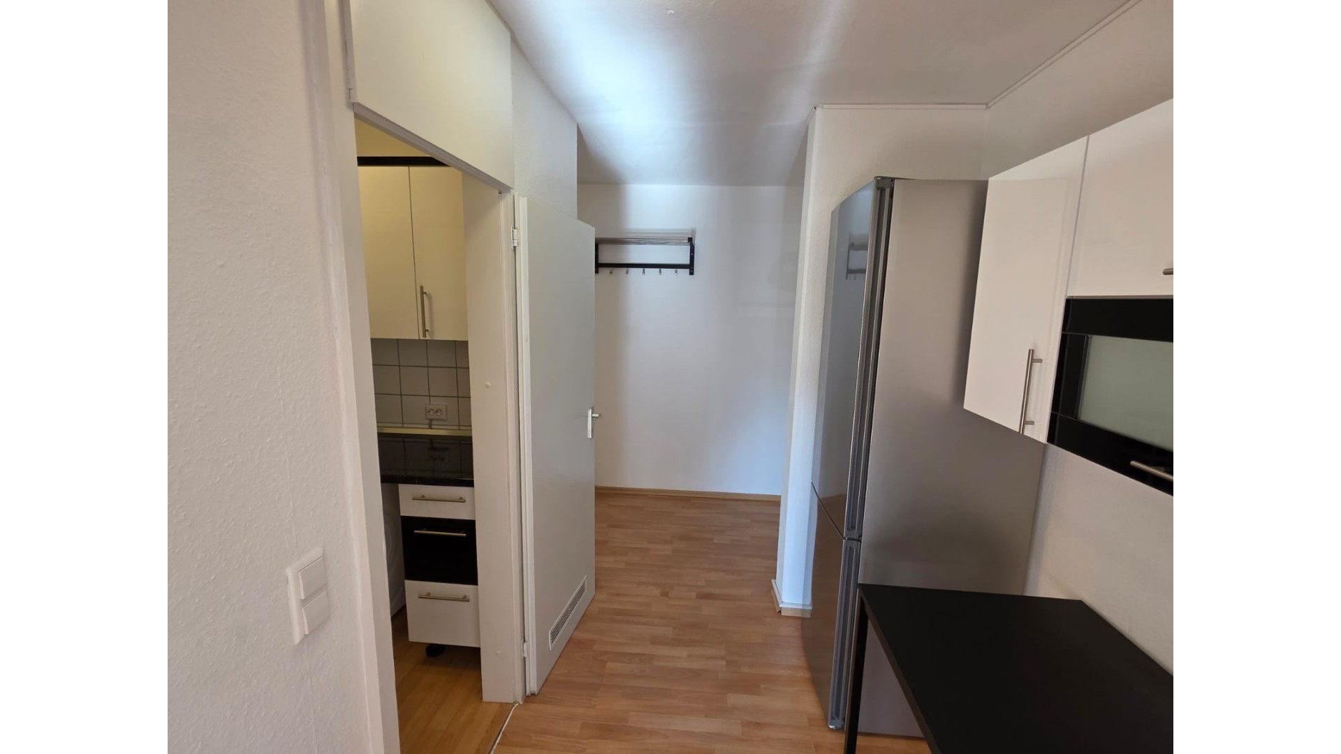 Bonus Platz: Flur vor Küche