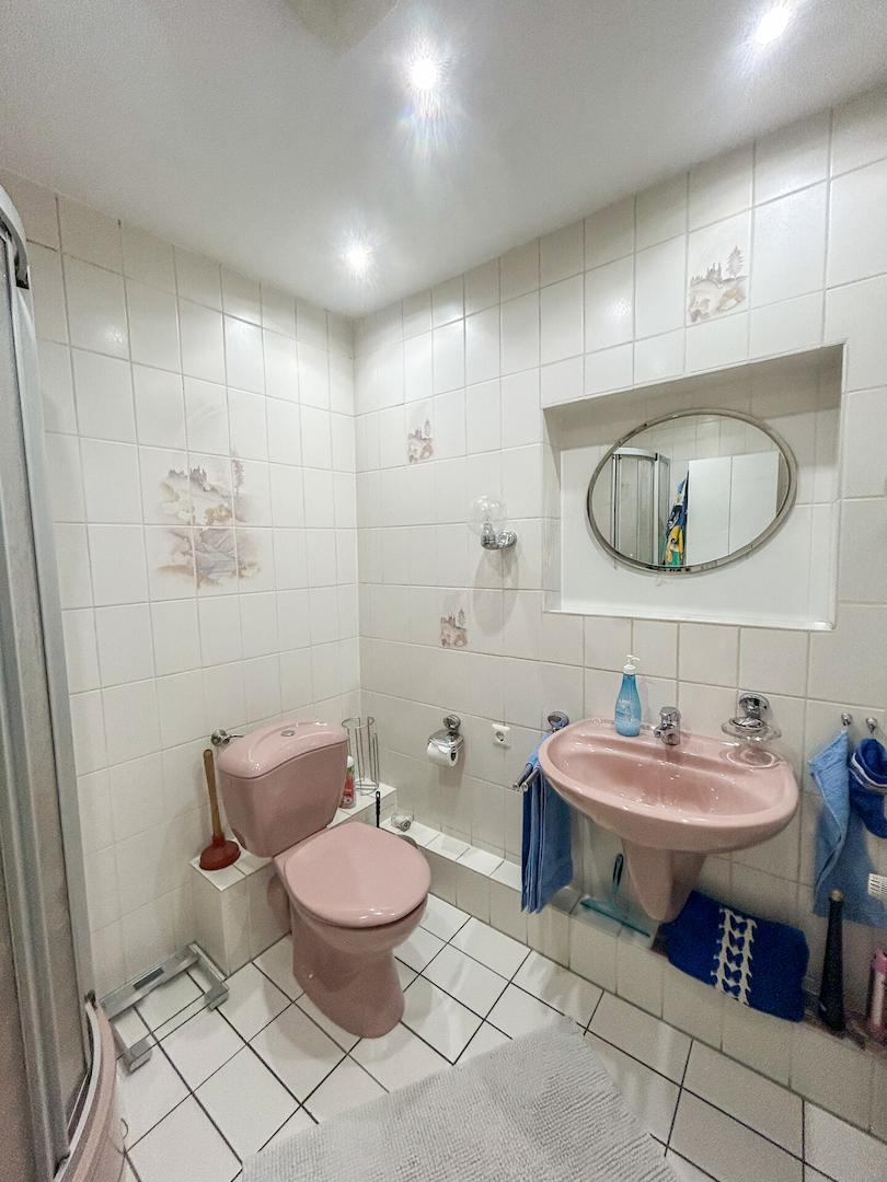 28 Badezimmer OG WE1