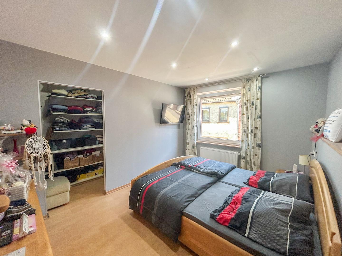 29 Schlafzimmer 1 OG WE1