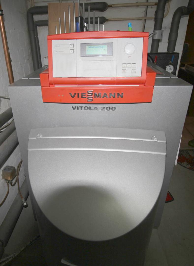 Öl-Zentralheizung Viessmann Vitola 200 aus 2003