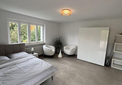 Wohn-/ Schlafzimmer