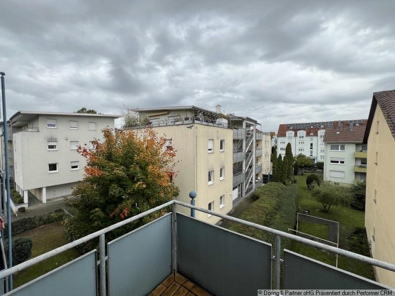 Blick vom Balkon-WZ