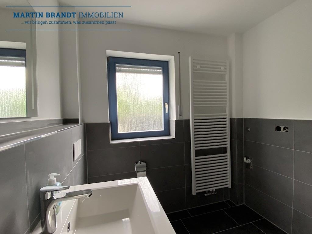Tageslichtbad mit Dusche