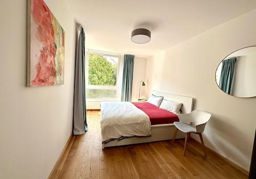 Schlafzimmer 2