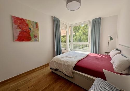 Schlafzimmer 2